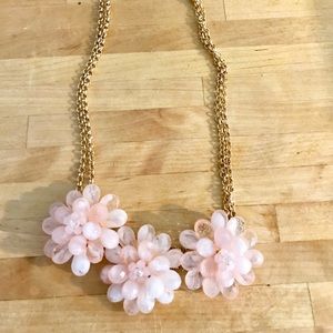 Beautiful 16 inch statement piece necklace
